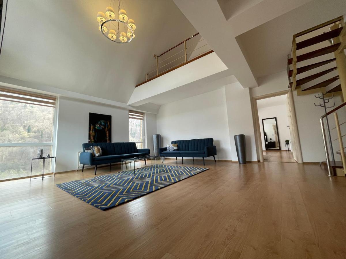 Апартаменти Kyra Luxury Penthouse Сіная Екстер'єр фото